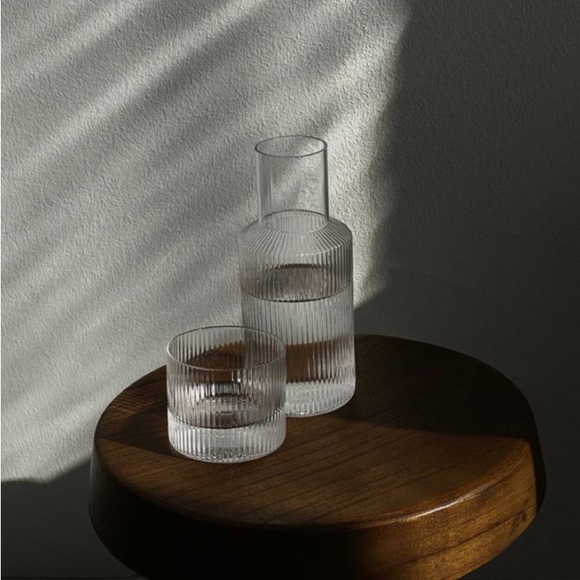 Meet your Posher, Isabel - Picture 2 of 2